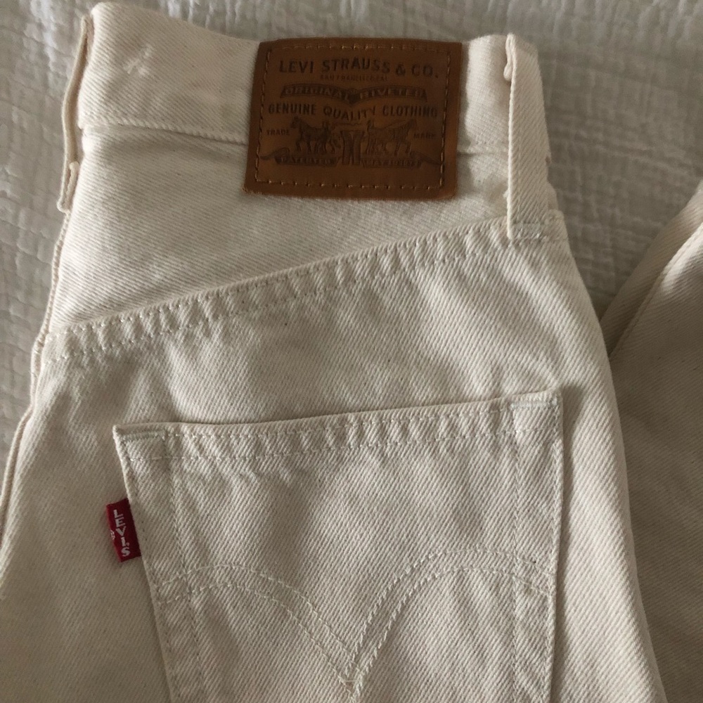 levi’s - wide leg, ribcage jeans in cream